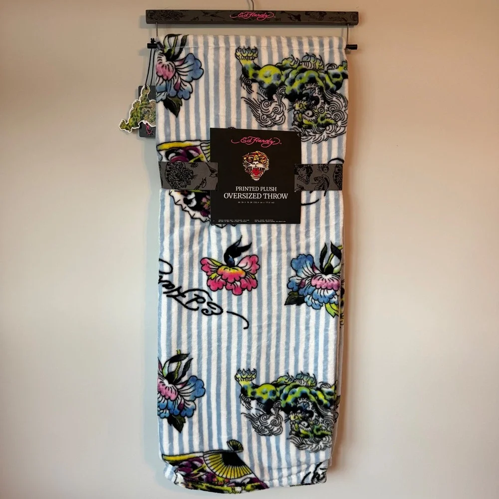 New Ed Hardy Blue White Striped Throw Blanket 60x70 Floral Flower Lion Y2K Pink